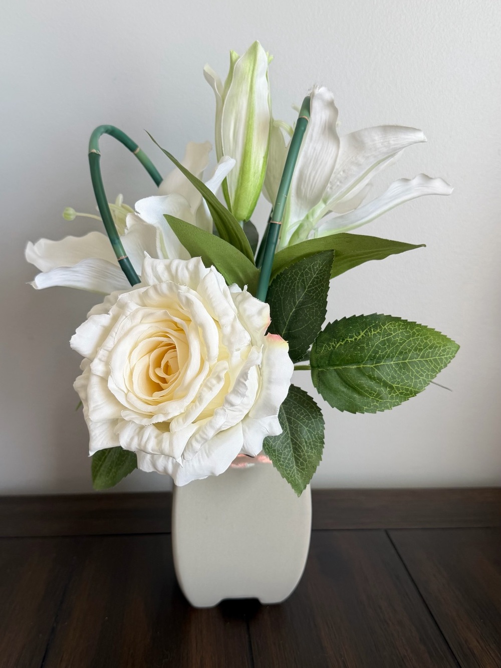 Cream Silk Rose & Lily Arrangement in Cream Vase -